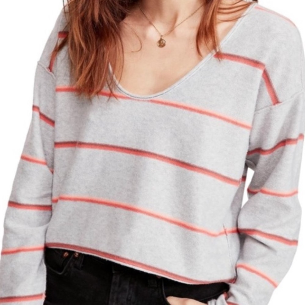 Free People / Brand New Buttery Soft Sweater Sz S